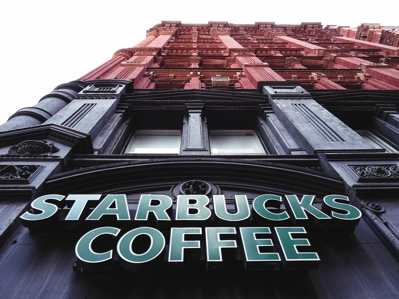 starbuck 2363703 1280